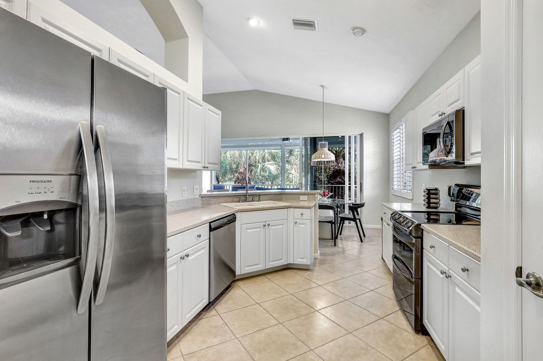 10482 Autumn Breeze Dr #202, Bonita Springs, FL 34135