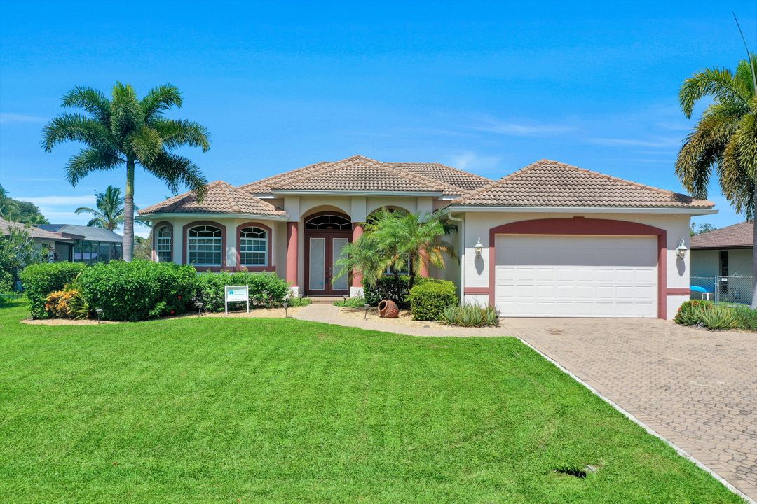 5218 Skyline Blvd, Cape Coral, FL 33914