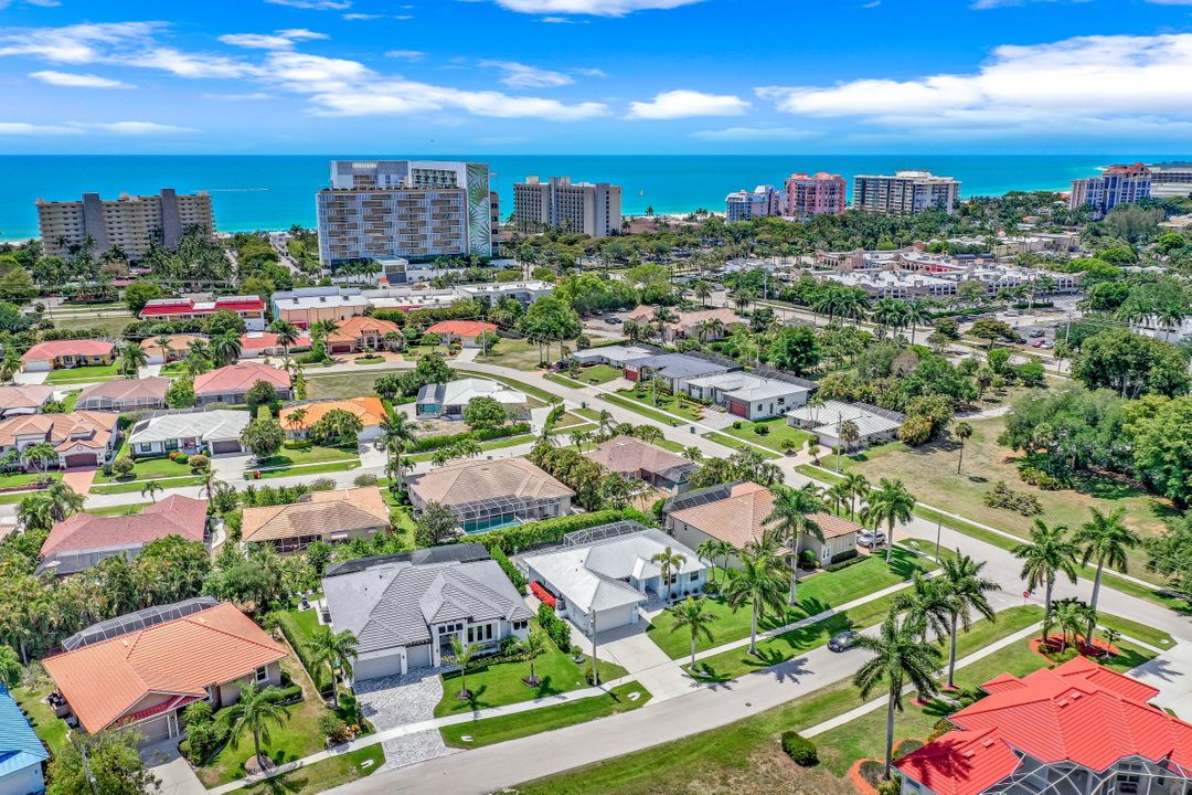 660 Amber Dr, Marco Island, FL 34145