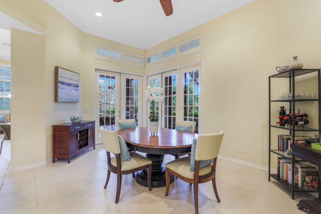 8599 Peppertree Way, Naples, FL 34114