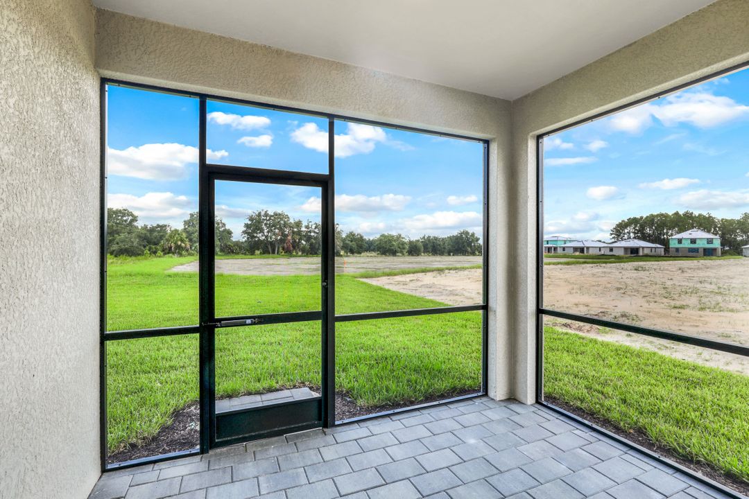 11350 Timber Creek Dr, Fort Myers, FL 33913