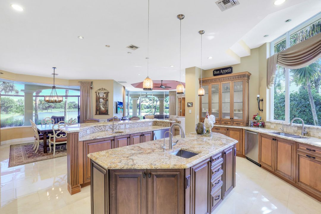 3551 Creekview Dr, Bonita Springs, FL 34134