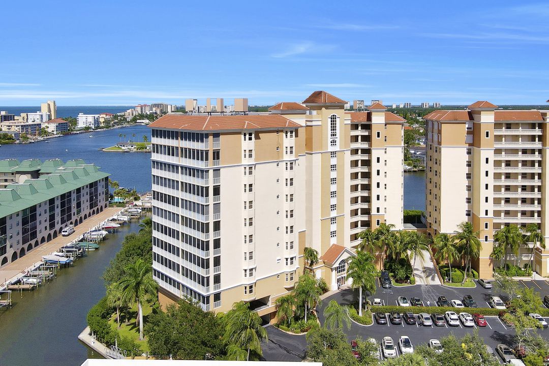 400 Flagship Dr #505, Naples, FL 34108