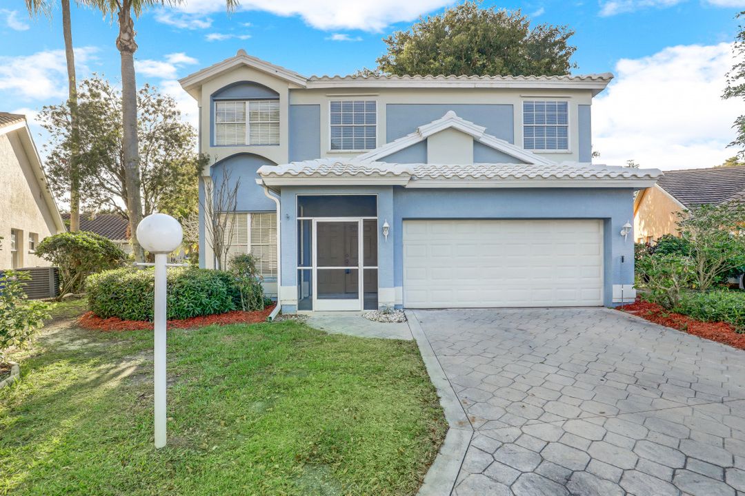 12530 Eagle Pointe Cir, Fort Myers, FL 33913