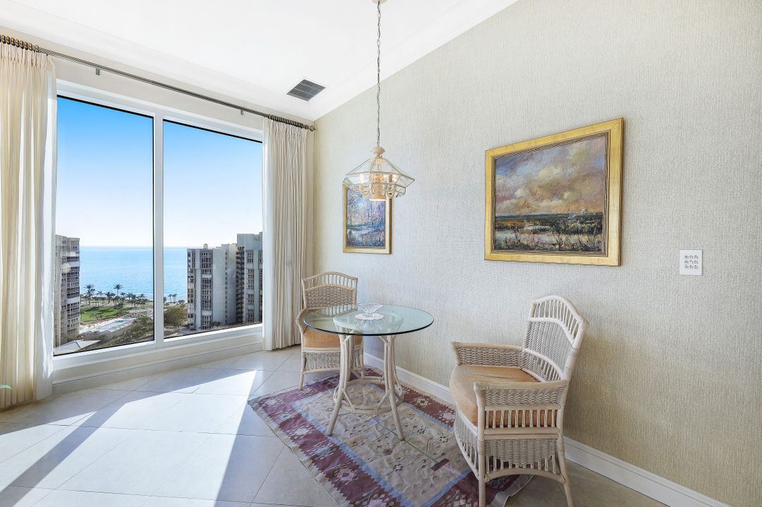 4151 Gulf Shore Blvd N #1702, Naples, FL 34103