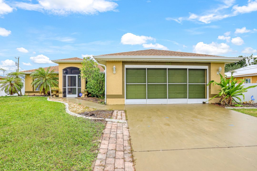 1156 NW Juanita Pl, Cape Coral, FL 33993