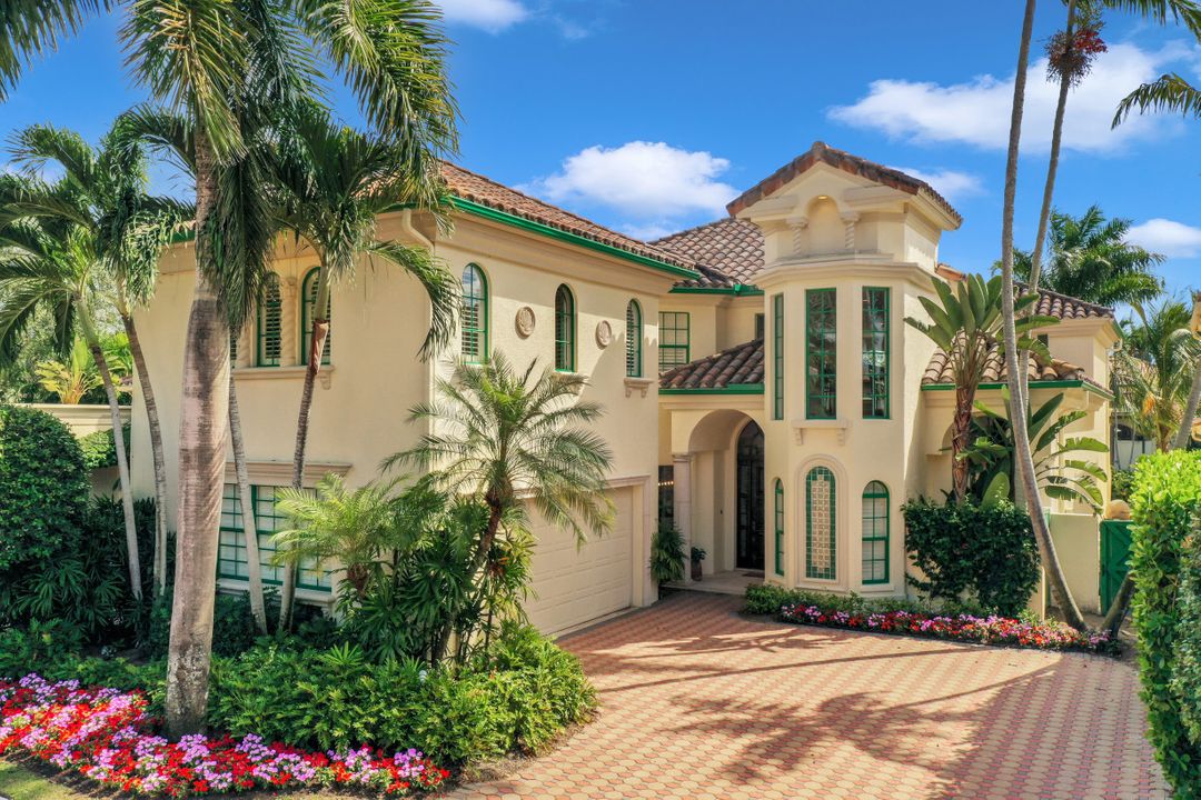 232 Point Salerno, Naples, FL 34108