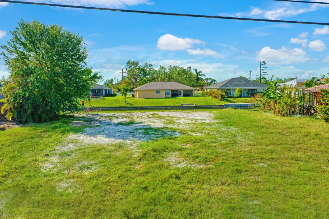 106 SE 23rd Pl, Cape Coral, FL 33990