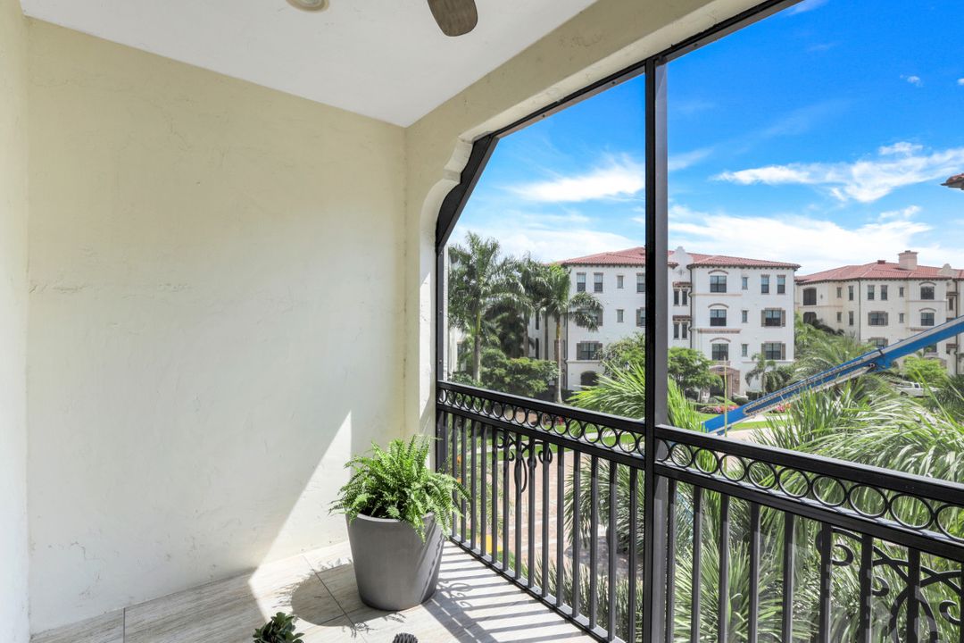 16437 Carrara Way #202, Naples, FL 34110