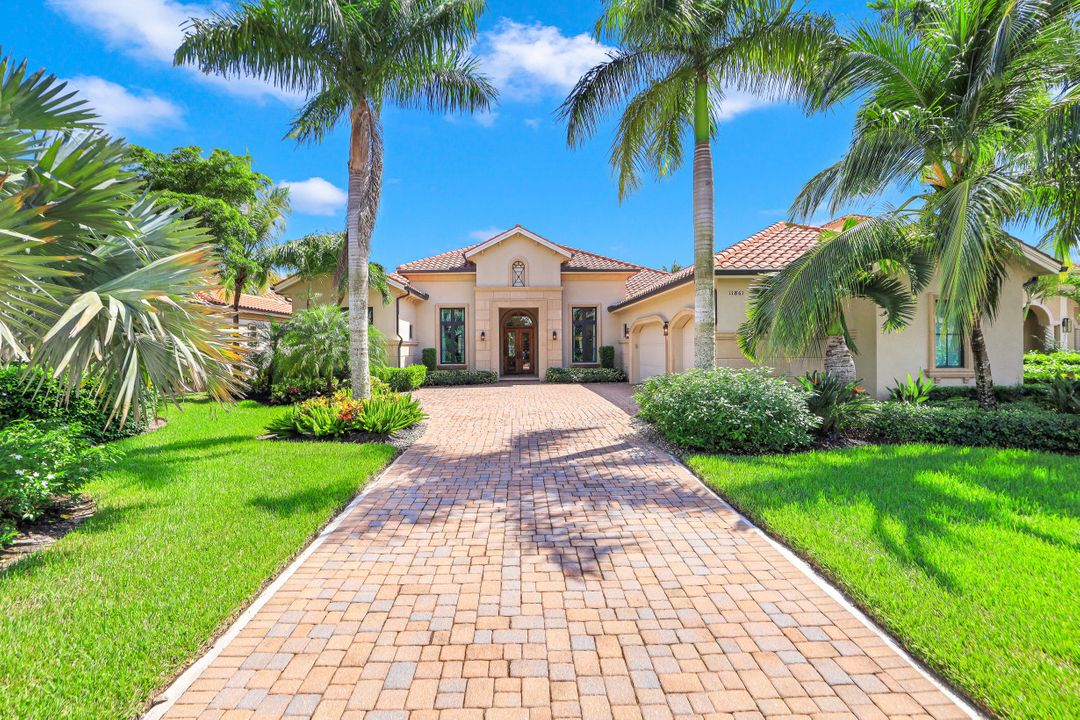 11861 Via Novelli Ct, Miromar Lakes, FL 33913