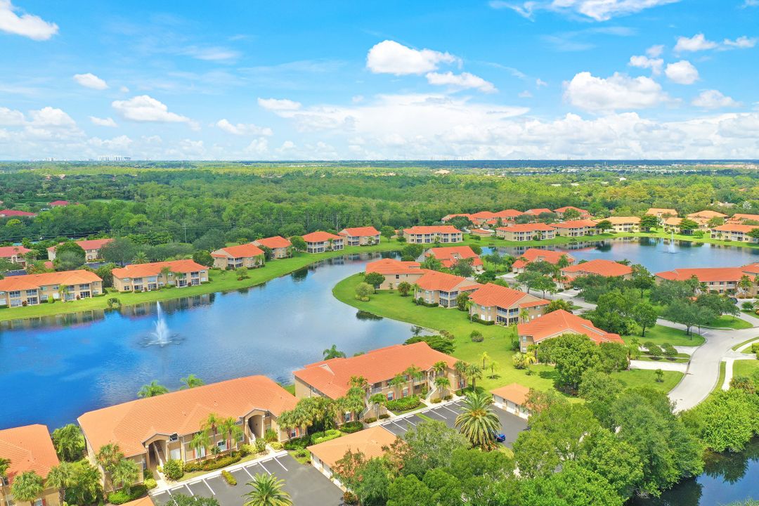 6920 Huntington Lakes Cir #203, Naples, FL 34119