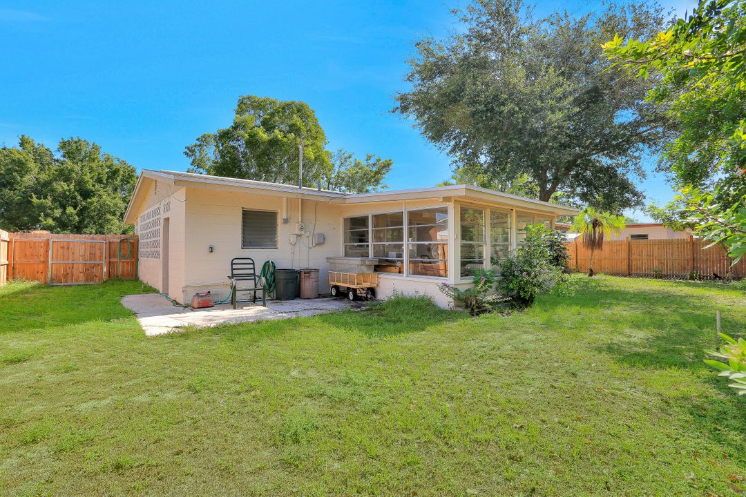 1438 Charles Rd, Fort Myers, FL 33919