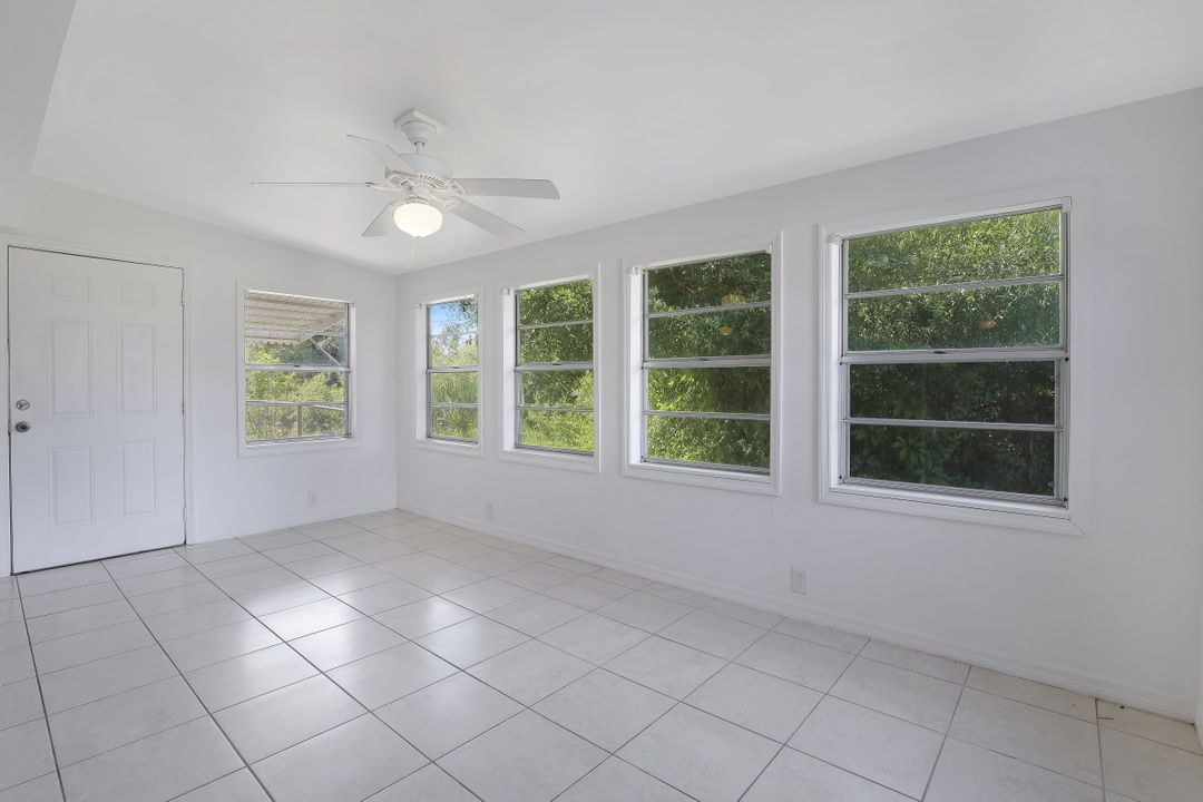 15780 Treasure Island Ln, Fort Myers, FL 33905