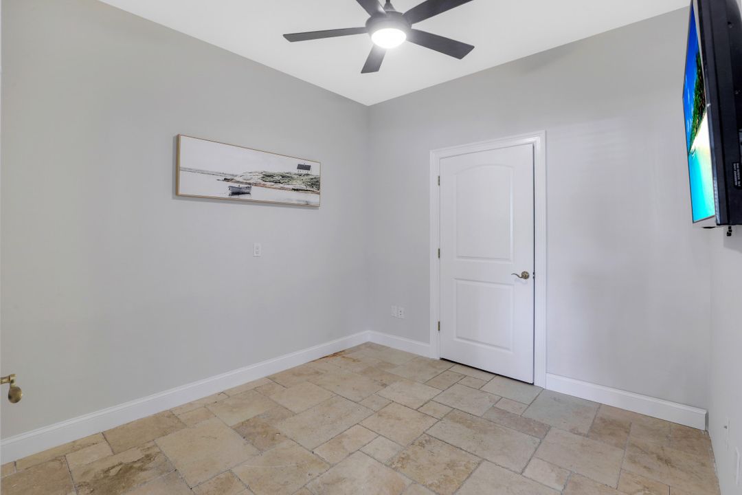 10211 River Dr, Bonita Springs, FL 34135