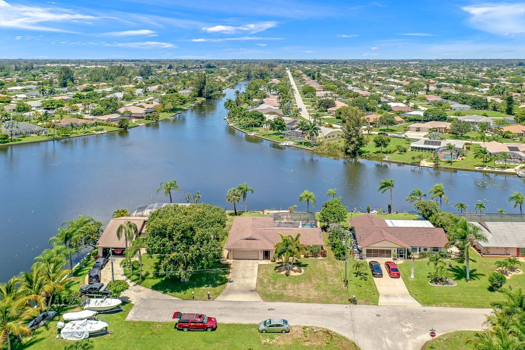 2002 SE 6th Ave, Cape Coral, FL 33990