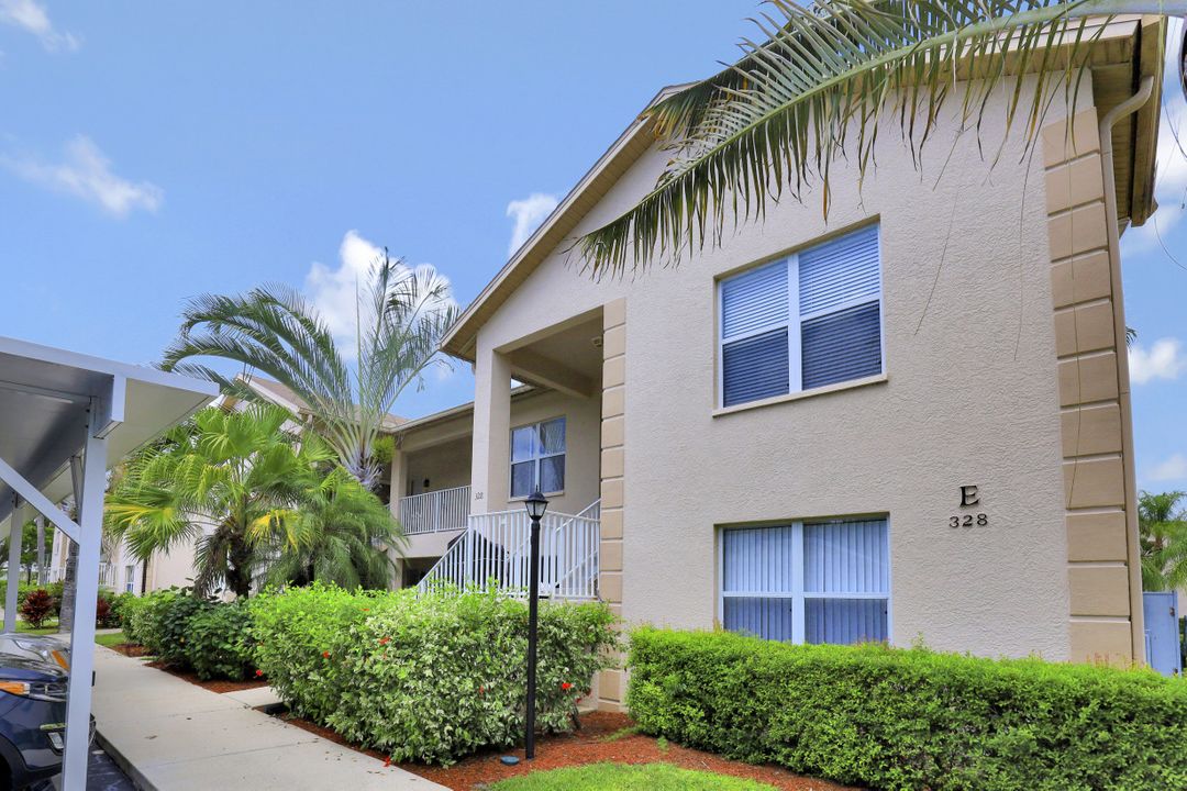 328 Bradstrom Cir, #E-101 Naples, FL 34113