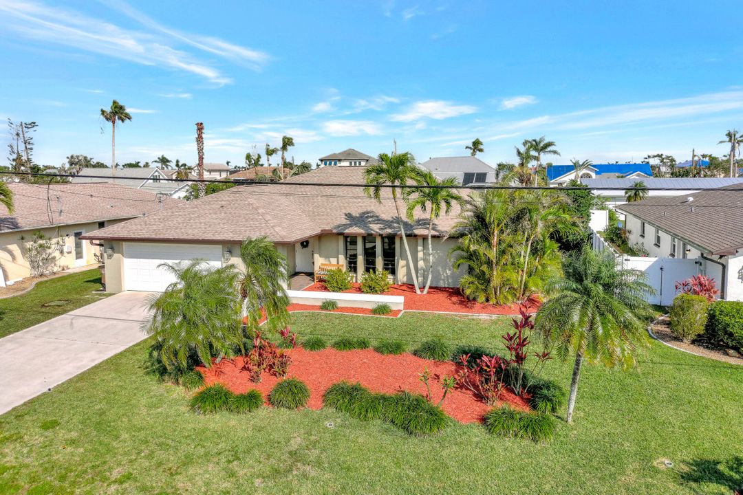 623 SW 52nd St, Cape Coral, FL 33914