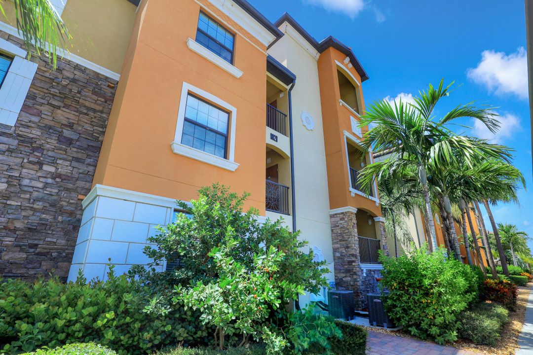 9820 Giaveno Cir #1443, Naples, FL 34113