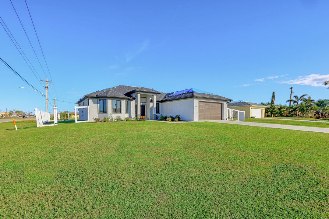 751 SW 5th St, Cape Coral, FL 33991