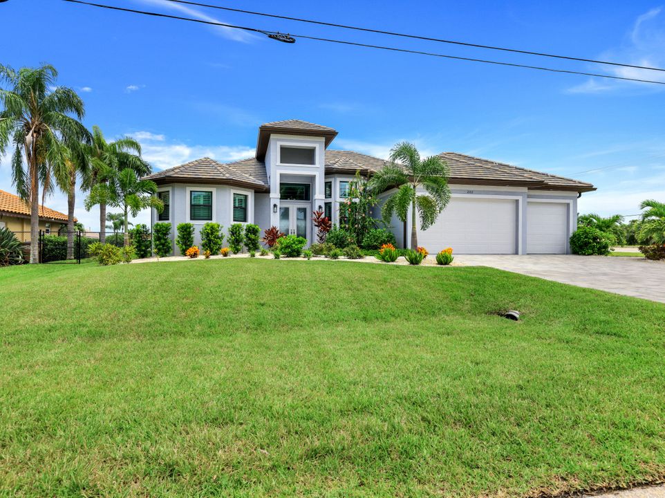 2103 SW 52nd St, Cape Coral, FL 33914