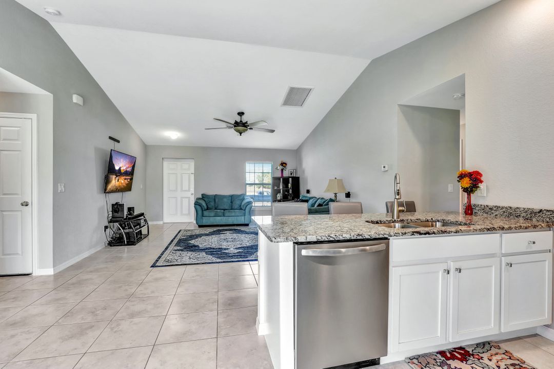 2837 NW 24th Ave, Cape Coral, FL 33993