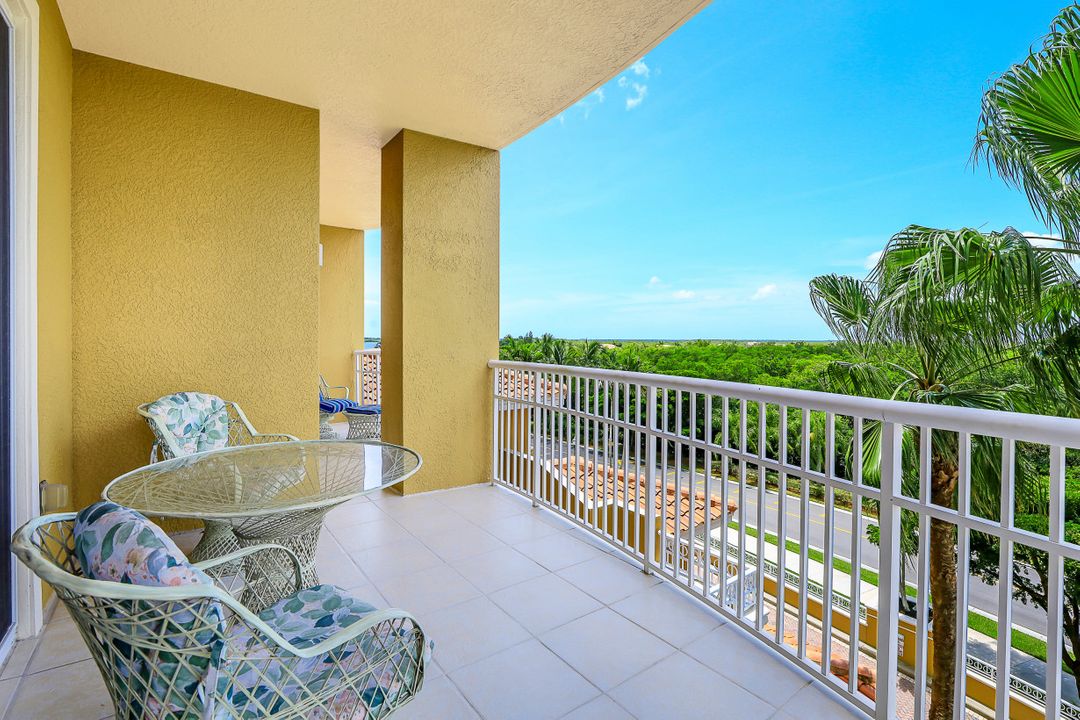 6081 Silver King Blvd #201, Cape Coral, FL 33914