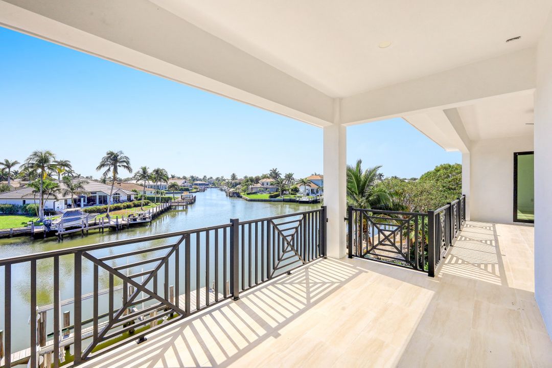 1857 Woodbine Ct, Marco Island, FL 34145