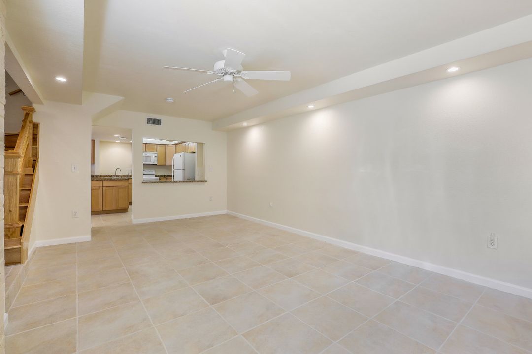 10931 Meadow Lark Cove Dr, Fort Myers, FL 33908