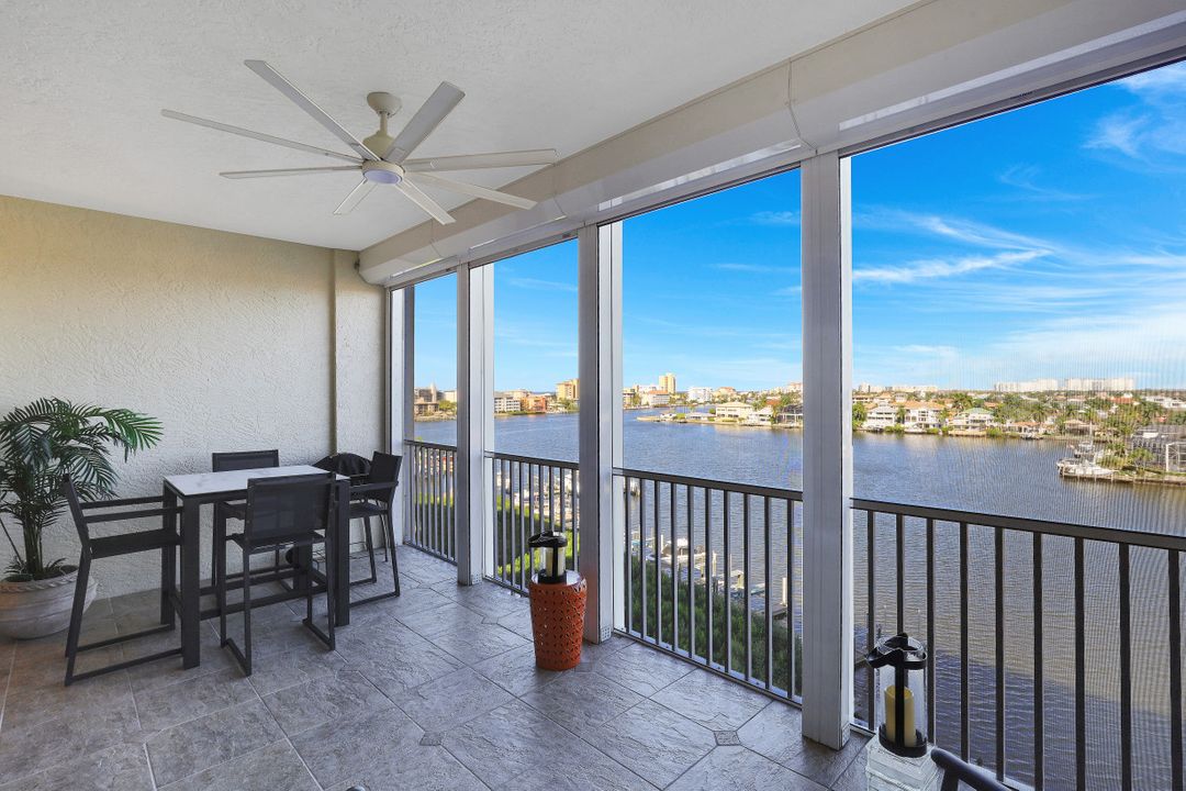 410 Flagship Dr #703, Naples, FL 34108