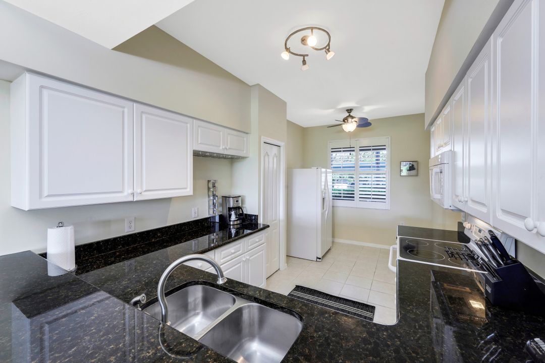 2720 Cypress Trace Cir #2915, Naples, FL 34119