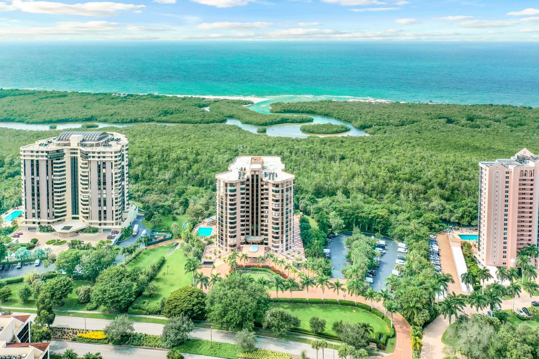 6075 Pelican Bay Blvd #506, Naples, FL 34108