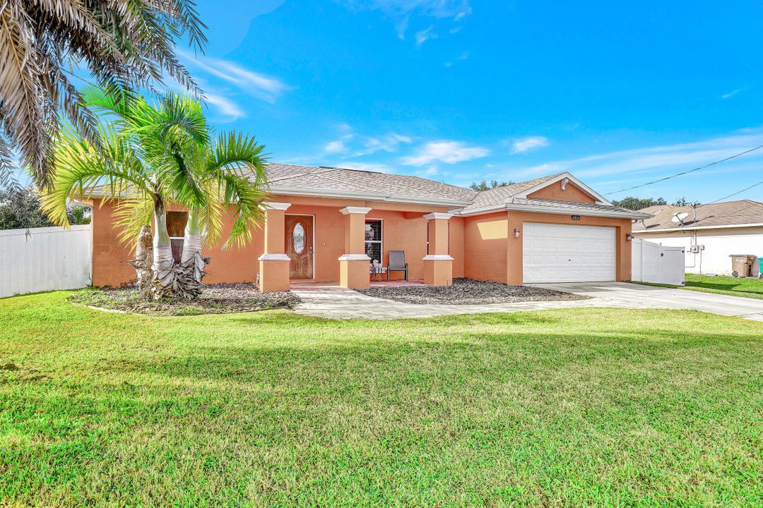 2854 NW 3rd Pl, Cape Coral, FL 33993