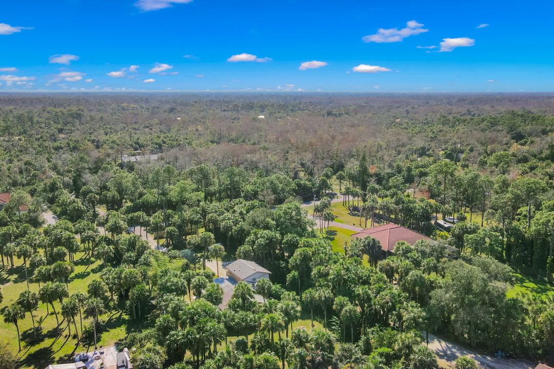 431 12th Ave NW, Naples, FL 34120