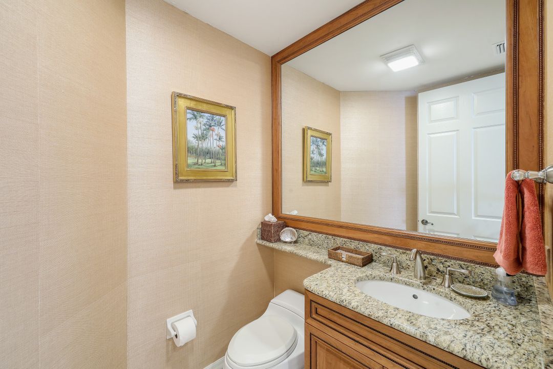 410 Flagship Dr #604, Naples, FL 34108