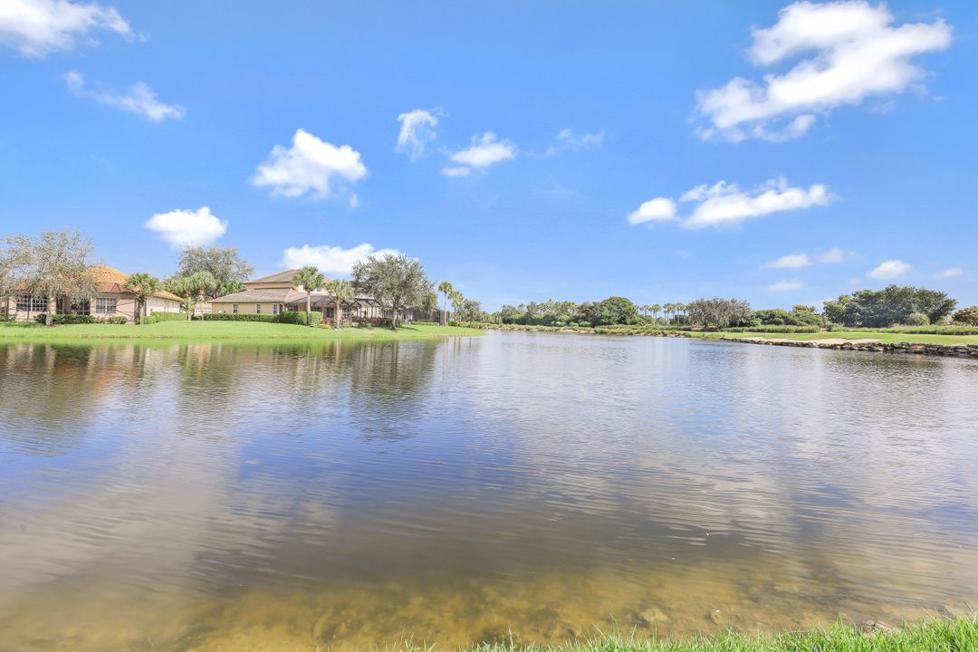 9167 Shale Ct, Naples, FL 34120