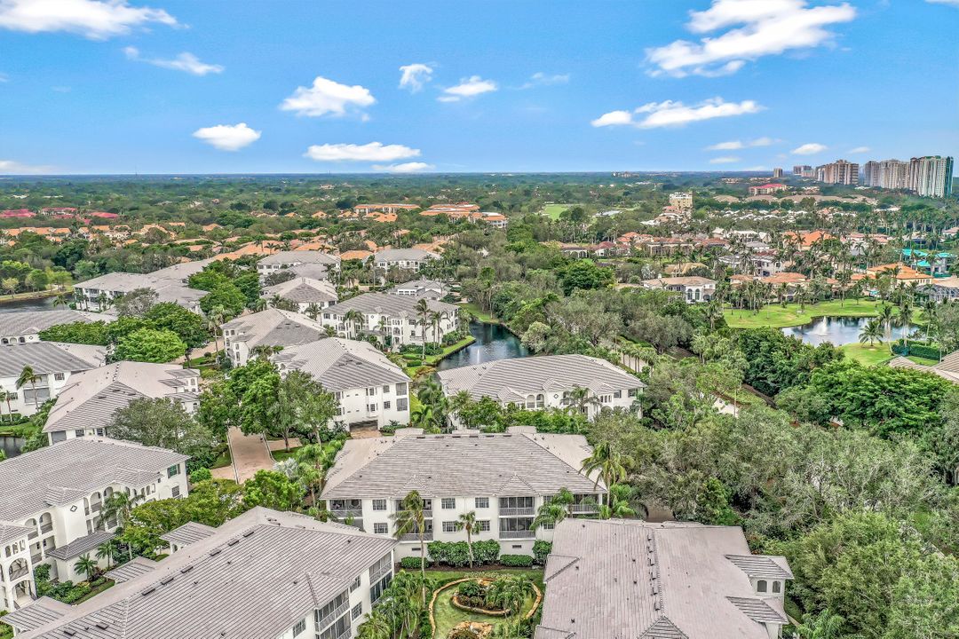 837 Sailaway Ln #204, Naples, FL 34108