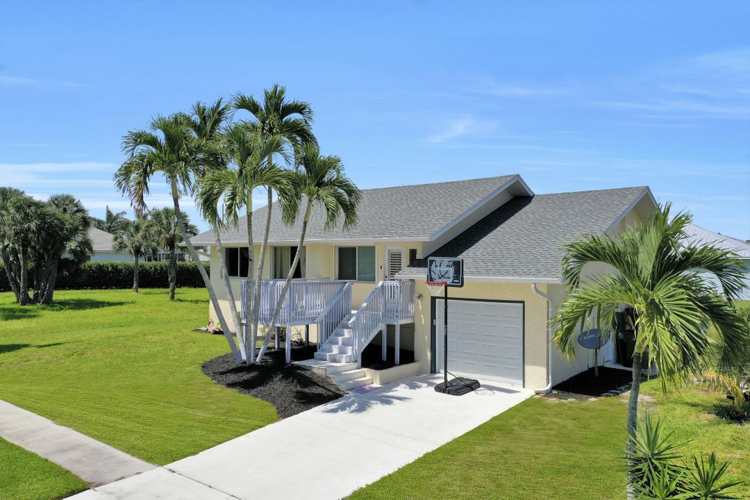 469 Hartley St, Marco Island, FL 34145