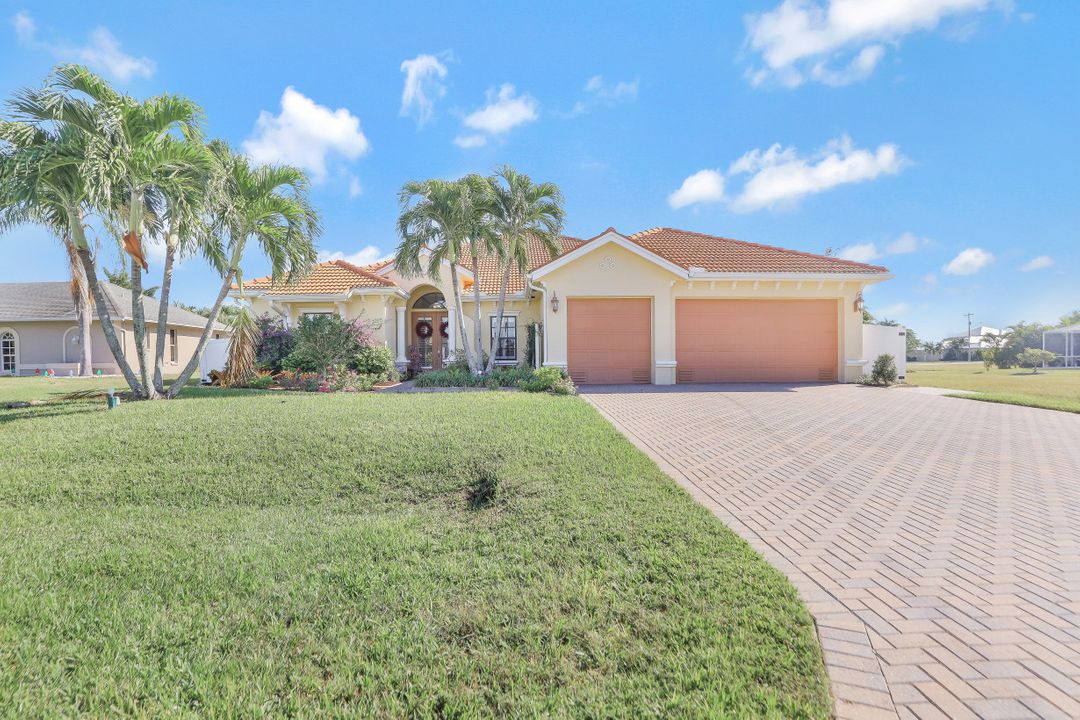 3937 SW 25th Pl, Cape Coral, FL 33914