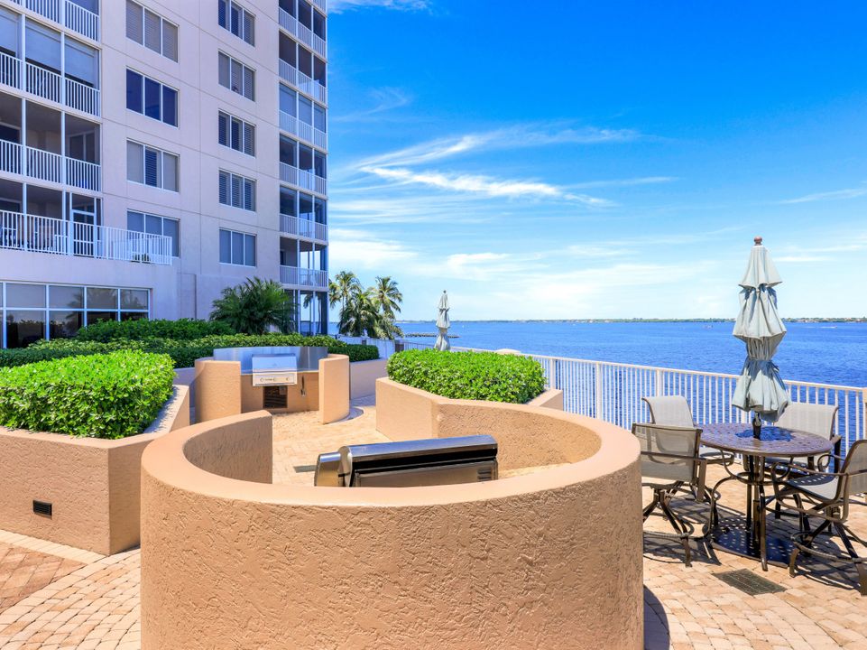 2104 W First St #301, Fort Myers, FL 33901