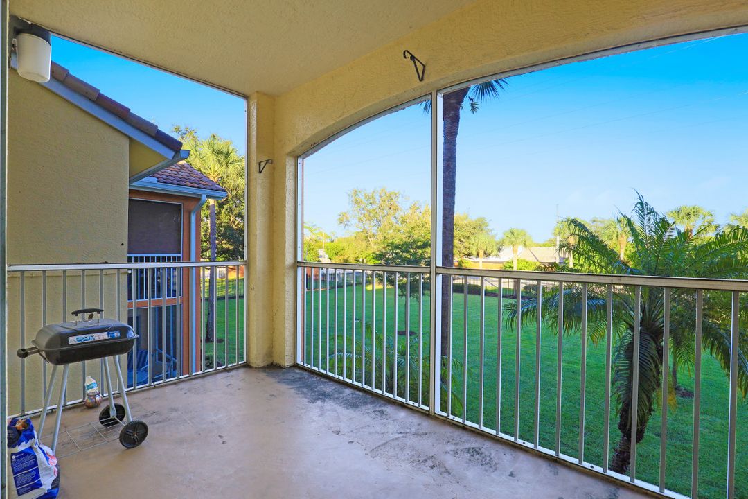 6481 Aragon Way #203, Fort Myers, FL 33966