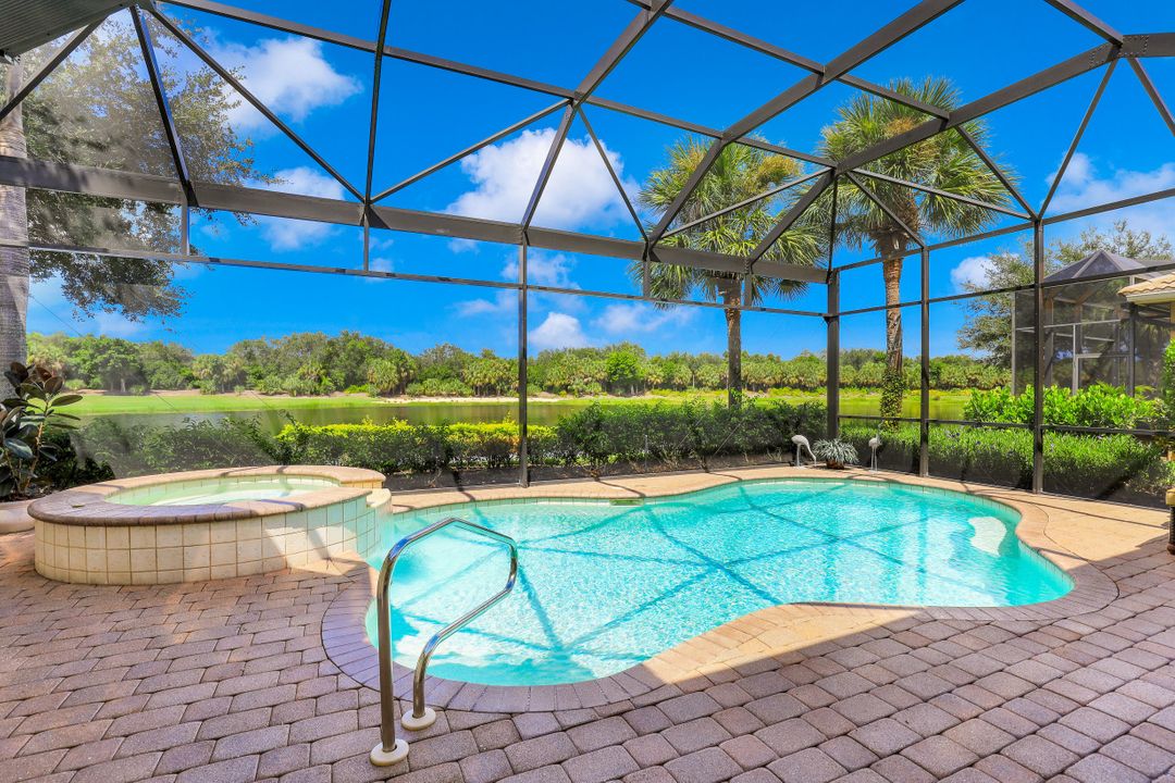 18040 Montelago Ct, Miromar Lakes, FL 33913