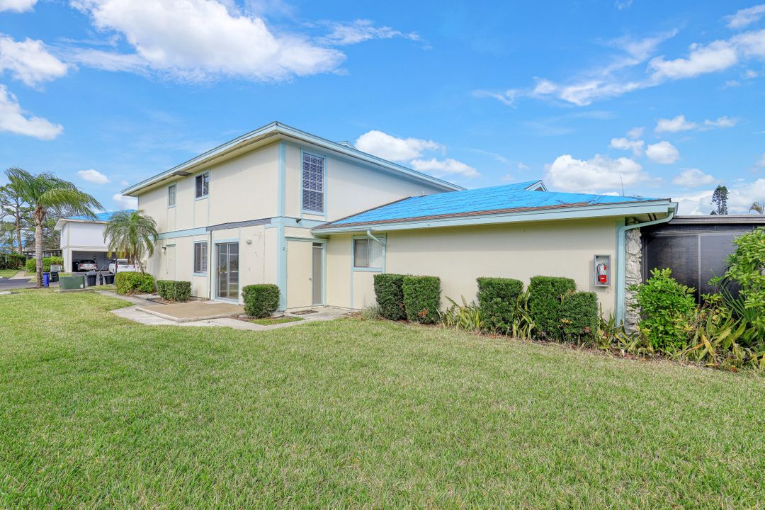 5848 Queen Elizabeth Way ##2, Fort Myers, FL 33907