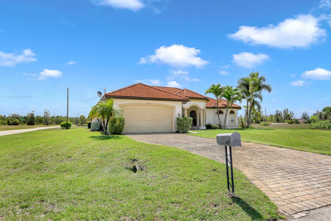 2735 NW 42nd Ave, Cape Coral, FL 33993