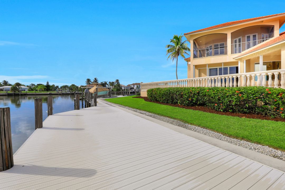 1404 Butterfield Ct, Marco Island, FL 34145