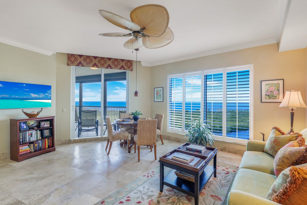 7575 Pelican Bay Blvd #1705, Naples, FL 34108