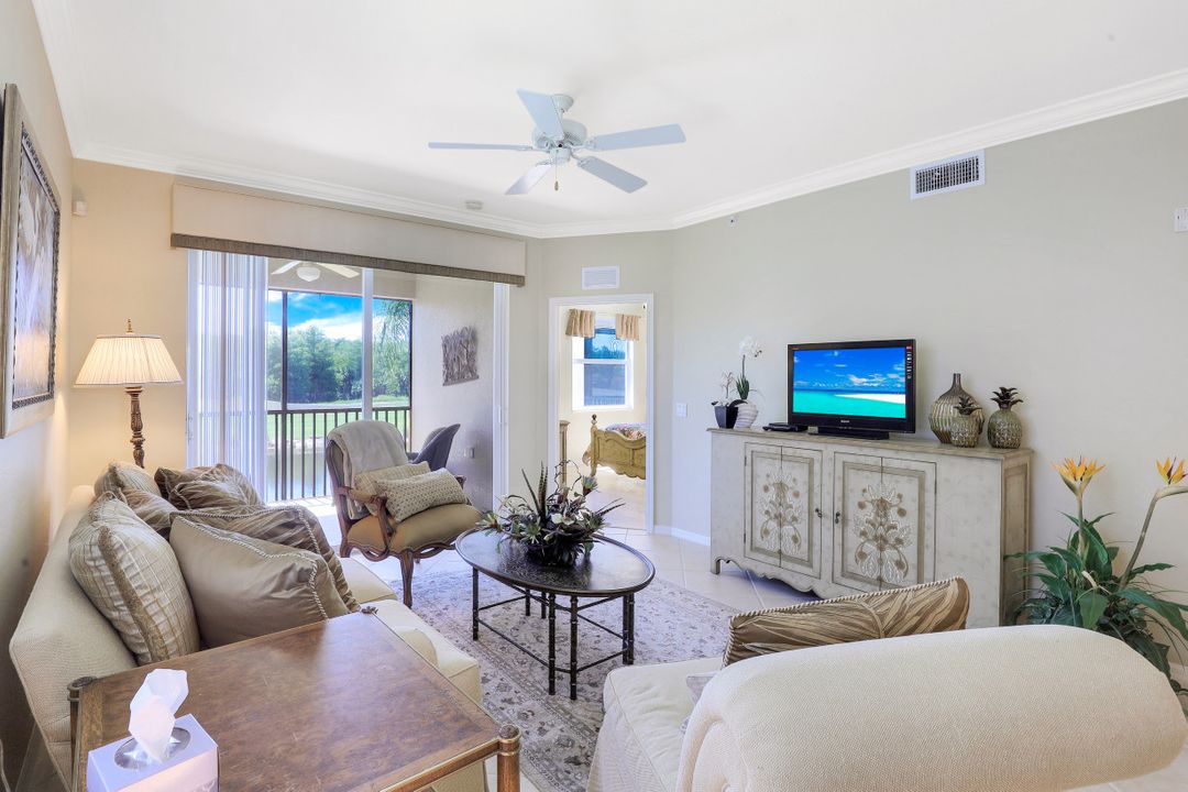 10313 Heritage Bay Blvd #1301, Naples, FL 34120