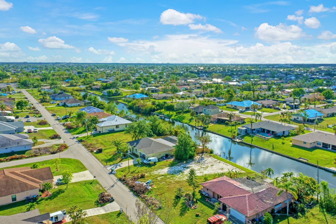 106 SE 23rd Pl, Cape Coral, FL 33990