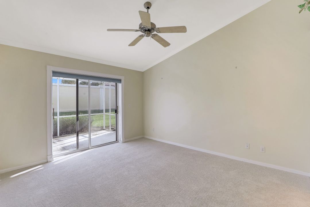 6133 Thresher Dr #402, Naples, FL 34112