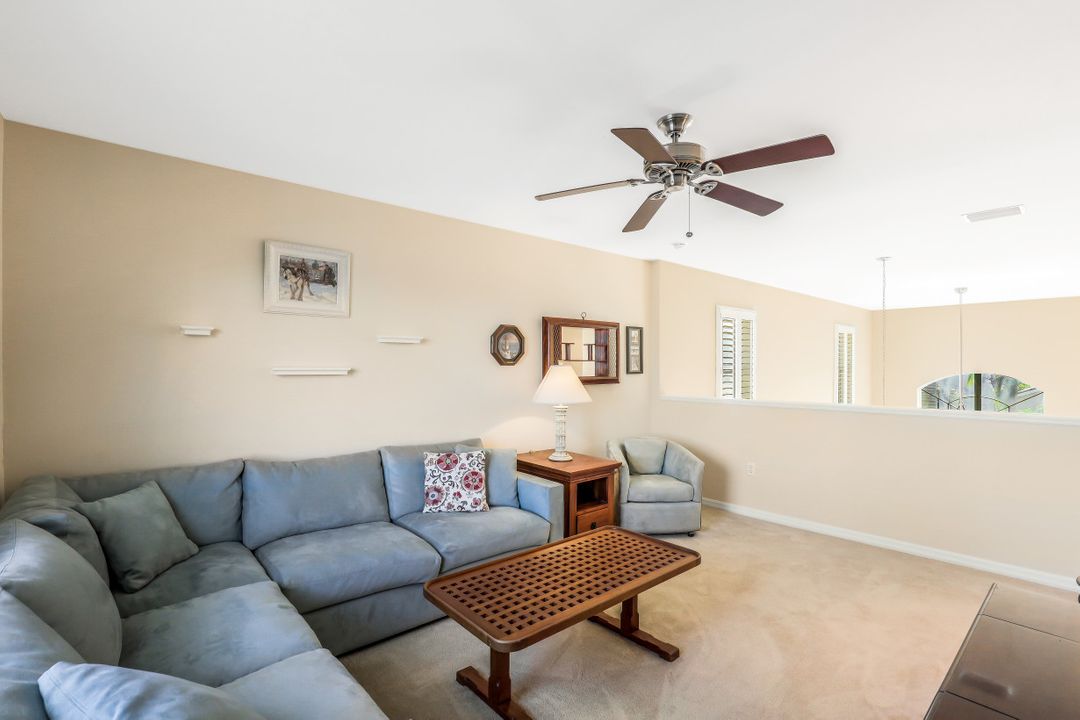 8609 Sumner Ave, Fort Myers, FL 33908