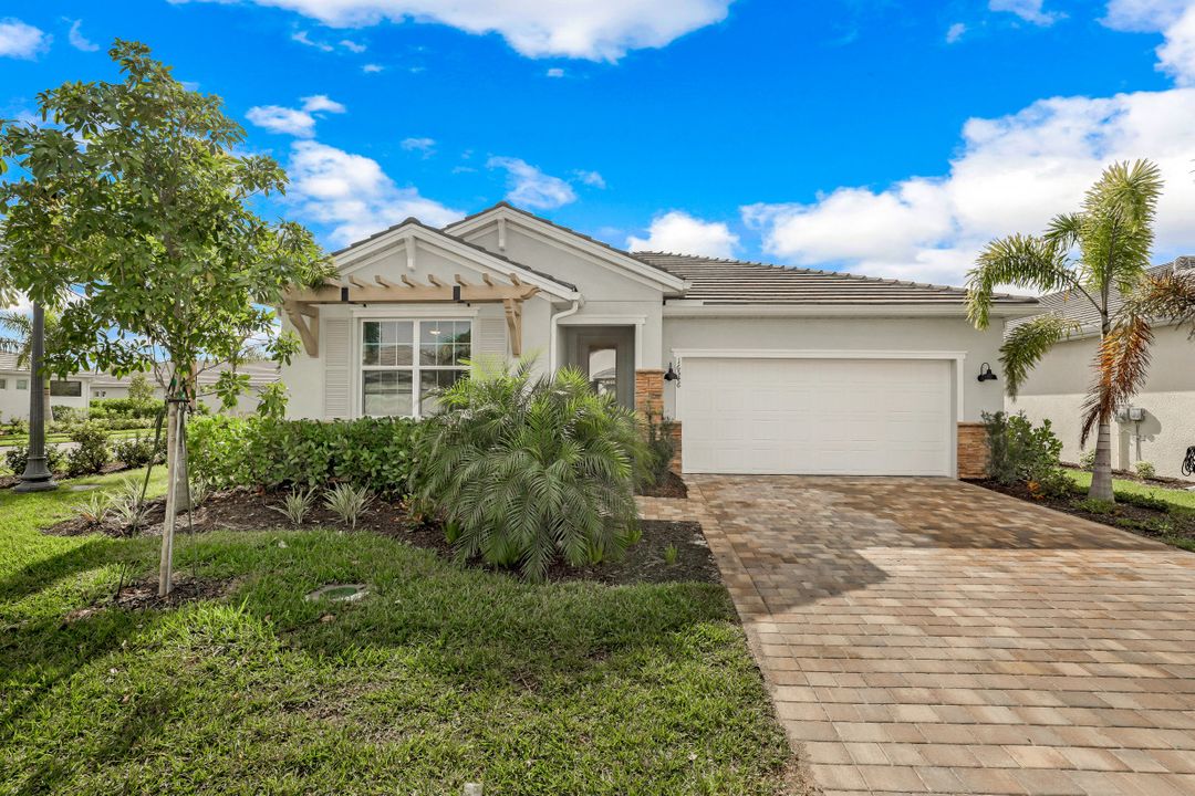 16546 Crescent Beach Way, Bonita Springs, FL 34135